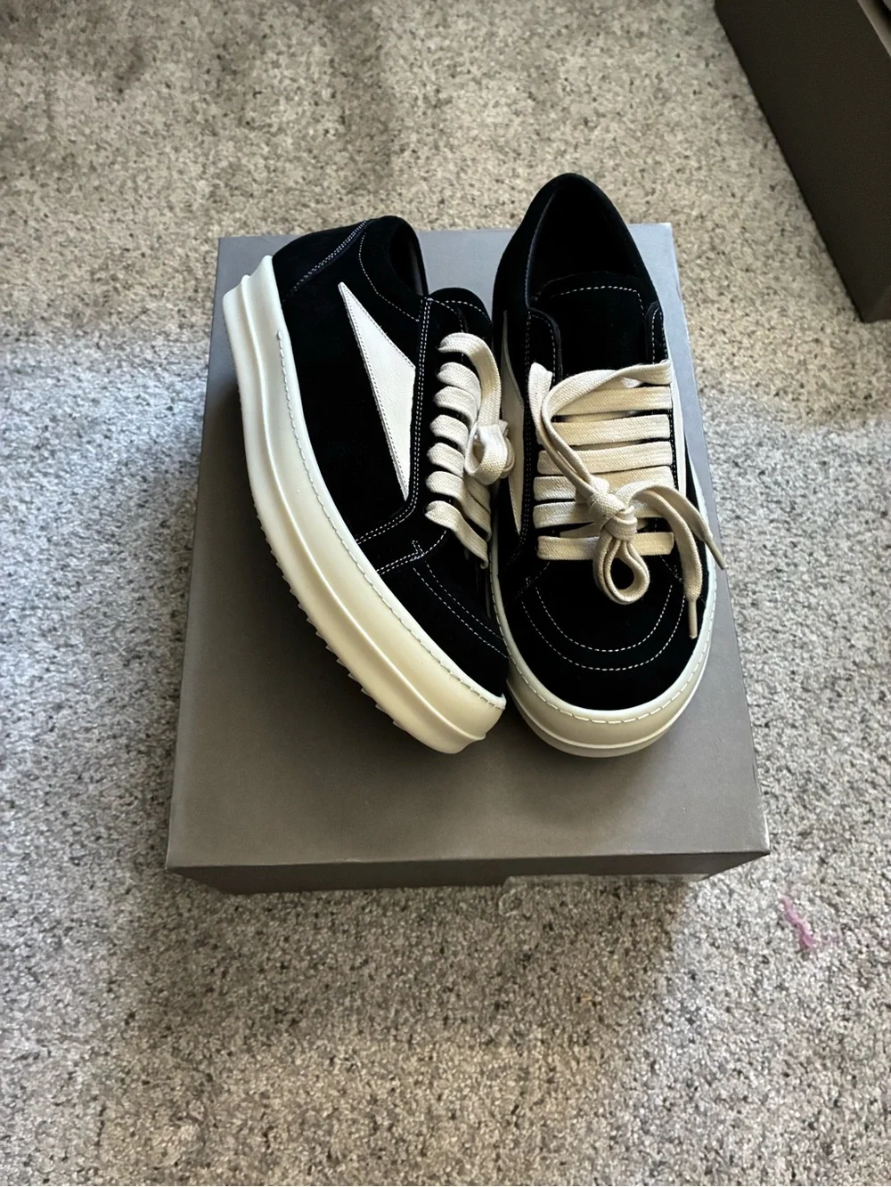 Men's Black and Cream Suede Low-Top Sneakers